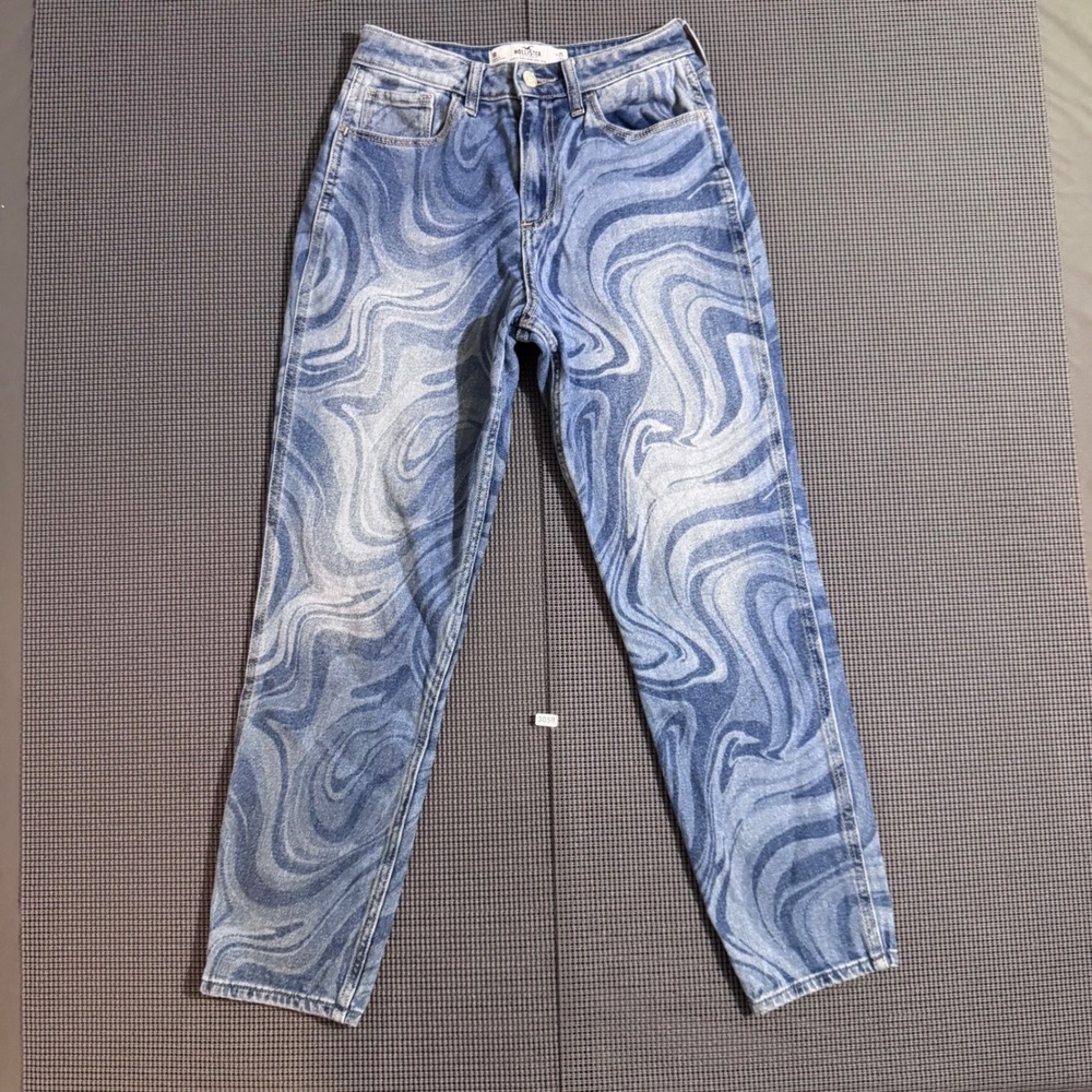 Hollister Curvy High-Rise Mom Jeans Blue Swirl Marble Print Size 1R W25